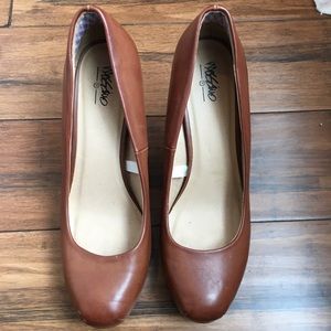 Mossimo Brown 3” Heels Size 10.